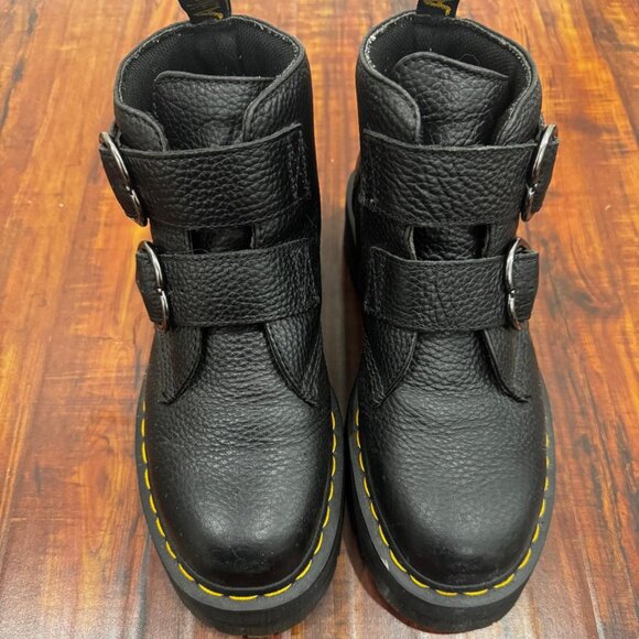 Dr. Marten Heart Shape - Picture 1 of 5